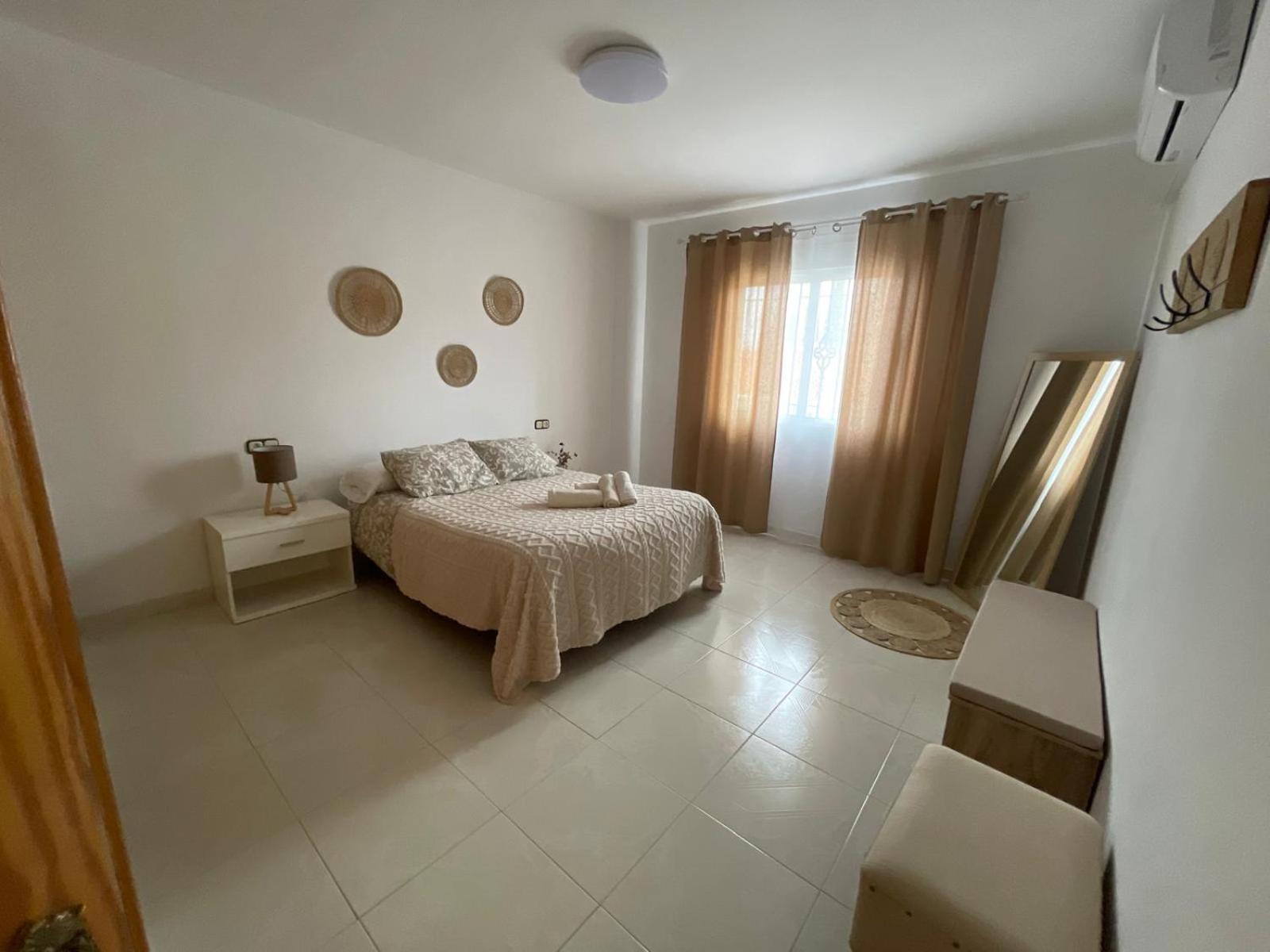הוילה Casa Familiar La Zubia - Granada מראה חיצוני תמונה